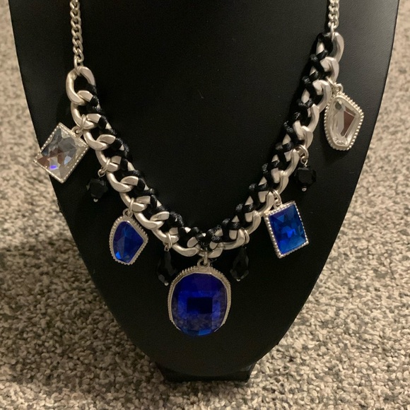 New Park lane Earrings and Necklace set - Picture 1 of 3